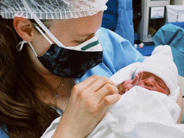 JOY HUERTA Y SU NUEVO&nbsp;HIJO