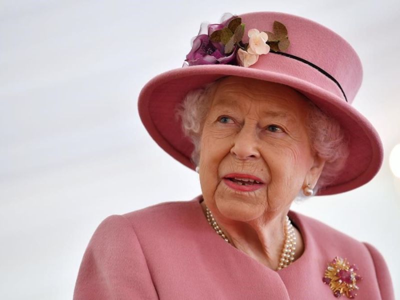 MUERE LA REINA ISABEL&nbsp;II