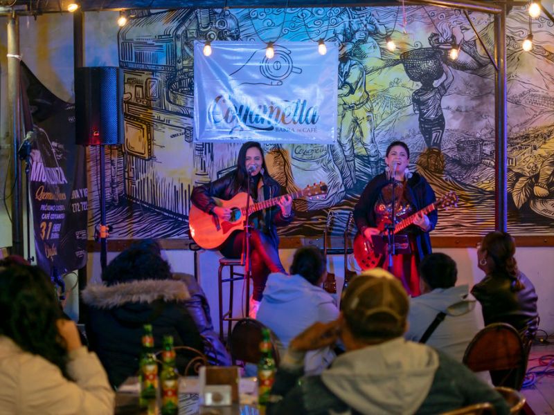 SILVIA & KARMEN EN ORIZABA: CUANDO LA MÚSICA CREA&nbsp;REFUGIOS